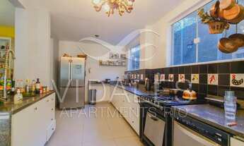 Imagem 3: CASA MARAVILHOSA EM COSME VELHO