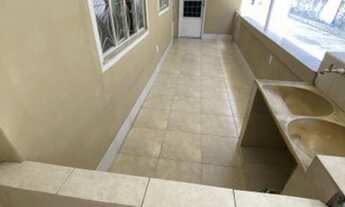 Imagem 3: Casa com 2 quartos - garagem - 01 Quitinete