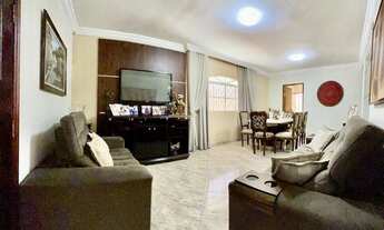 Imagem 6: CASA DE PADRÃO DIFERENCIADO EM TAGUATINGA - QNE 19