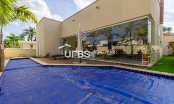 Imagem 2: Casa de condomínio para venda com 370 metros quadrados com 4 quartos em Jardins Paris - Go