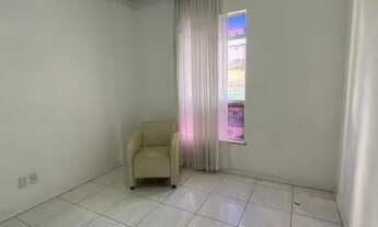 Imagem 5: Apartamento 2/4 com ampla metragem, dependência, andar baixo, ótima localização!