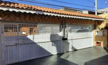 Imagem 2: Sobrado à venda com 03 quartos e garagem em Guaianases