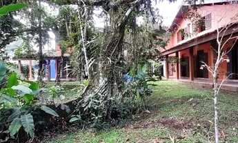 Imagem 3: Ótima casa em condomínio, 2 lotes com amplo jardim, na Praia Dura em Ubatuba!