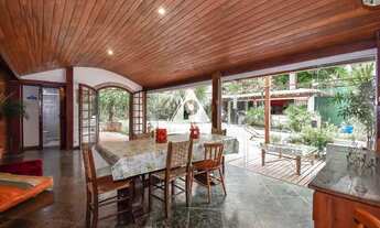 Imagem 3: Casa de rua no Cosme Velho