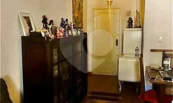 Imagem 6: Linda varanda próximo ao metro da estação Saenz Pena