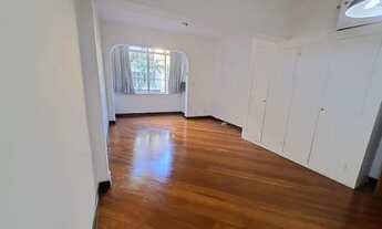 Imagem 2: Aluguel kitnet Leblon duas quadras metrô Antero de Quental