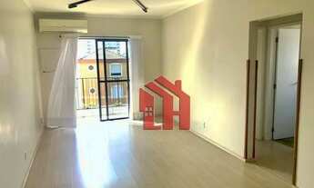 Imagem 2: Apartamento com 2 dormitórios, suite, 2 vagas demarcadas à venda, 95 m² por R$ 490.000