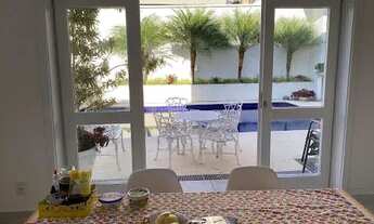 Imagem: Casa com 4 dormitórios, sendo 2 suítes