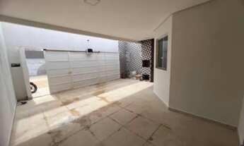 Imagem 2: Casa para venda possui 140 metros quadrados com 3 quartos em Porto Canoa - Serra - Espírit