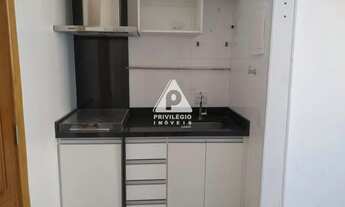 Imagem 6: Privilégio Imóveis vende: Excelente conjugado reformado e pronto para morar