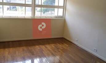 Imagem 3: Casa para aluguel e venda possui 267 metros quadrados com 5 quartos