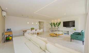 Imagem 4: APARTAMENTO EM CURITIBA, com 3 quartos (3 suítes), com área de 244,58 m² e 4 vagas de gara