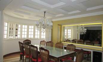 Imagem 5: Casa alto padrão recém reformada, móveis planejados em todos ambientes, 4 suítes. Alphavil