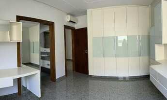 Imagem 7: Casa de condomínio sobrado para venda possui 400 metros quadrados com 4 quartos