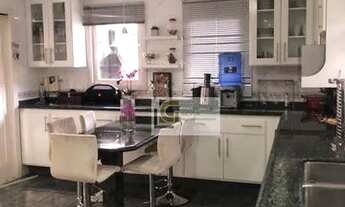 Imagem 3: Sobrado maravilhos no Condominio Colinas, com 4 dormitorios sendo 2 suites , 3 salas . Cas