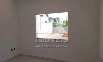 Imagem 7: Casa recém construída, em fase de acabamento, excelente localização *CC-12