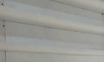 Imagem 4: Vendo um balcão e 2 expositores de esmaltes