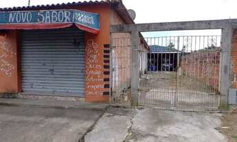 Imagem 3: Salão com casa no fundo