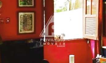 Imagem: Casa de rua à venda, 2 quartos, Santa Teresa