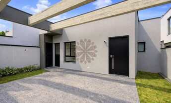 Imagem 2: Casa térrea alto padrão em Santa Felicidade com 3 quartos, amplo terreno e 4 vagas