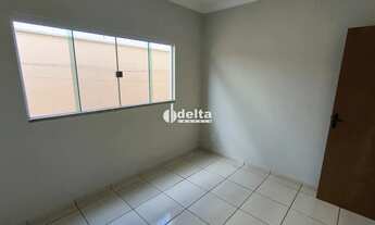 Imagem 6: Casa residencial com 3 quartos sendo 1 suíte disponível para locação e venda no bairro Jar