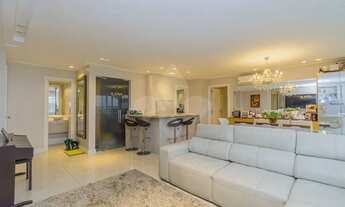 Imagem 5: Apartamento 3 dormitórios, 3 suítes, 138m² , 2 vagas de garagem no bairro Rio Branco