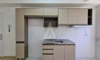 Imagem 7: Apartamento no Bucarein com 2 quartos, cozinha com armários, sacada com churrasqueira e 1