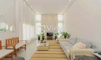 Imagem 5: Casa Exclusiva com 233m² prívativos com Pé-Direito Duplo, Espaço Gourmet e Jardim 4 Quart