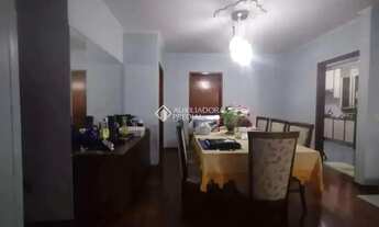 Imagem 6: ALUGA AMPLO SOBRADO COM 04 QUARTOS 02 SUÍTES E DEMAIS COMODOS ÓTIMA LOCALIZAÇÃO!