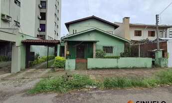 Imagem: Casa residencial com 03 dormitórios sendo