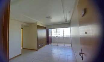 Imagem 6: Dois quartos + gabinete, três banheiros , duas garagens, próximo ao Shopping Itaigara