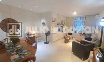 Imagem: COPACABANA - POSTO 4 - RUA COBIÇADA - REFORMADO