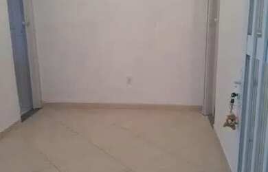 Imagem 5: ALUGO CASA Casa com 1 dormitório