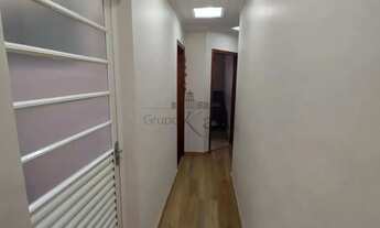 Imagem 5: Oportunidade - Casa Térrea - Jardim Altos de Santana II - 3 Dormitórios - 187,50m²