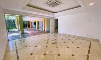 Imagem 4: Casa de 6 suítes no condomínio Malibu