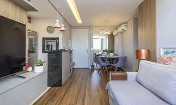 Imagem 4: Apartamento 02 dormit com suíte e 01 vaga, no bairro Azenha, em Porto Alegre