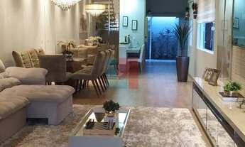 Imagem: JOINVILLE - Casa Padrão - Espinheiros