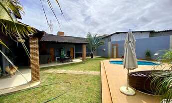 Imagem 6: Casa na Aruana Casa com 4 dormitórios