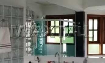 Imagem 7: Sobrado Aluga, 4 dormitórios, 4 suíte, 6 banheiros e 6 vagas de garagem