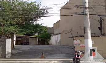 Imagem 2: Terreno para construção