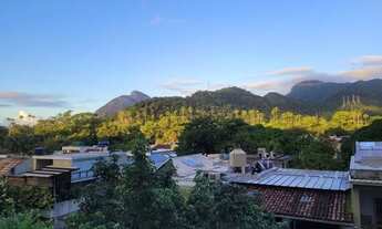 Imagem: Três quartos Jardim Botânico