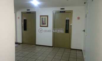 Imagem 6: Apartamento Padrão Centro Apartamento ótima localização, com vista maravilhosa, próximo ao