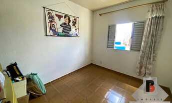 Imagem 2: Casa a venda com 2 dormitórios, 1 vaga de garagem