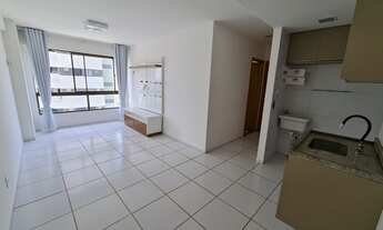 Imagem 2: Apartamento - Candeias - 02 Qts/01 Suíte - C/ Planejados - Reformado - Piscina - 01 Vaga
