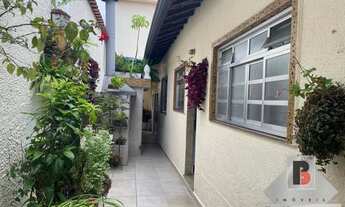 Imagem 2: 2 casas, sendo uma com 3 e outra com 1 dormitório para alugar, 180 m² por R$ 4.000/mês - V