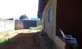 Imagem 2: Vende-se Casa na Vila São Joaquim - Ap. De Goiânia