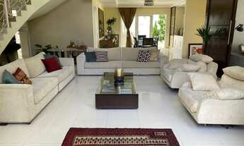 Imagem 3: Casa para aluguel e venda com 900 metros quadrados