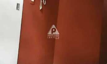 Imagem 3: Privilégio imóveis vende: Excelente sala reversível para conjugado no coração do Flamengo