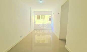 Imagem 3: Excelente Apartamento padrão à venda, 70m² , todo reformado em Laranjeiras, Rio de Janeiro