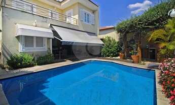 Imagem: Sobrado para venda possui 238 metros quadrados